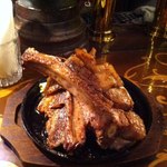 これが噂の超ド級のスペアリブ！是非！