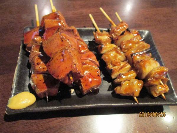 ご主人オススメ、レバーと白モツ