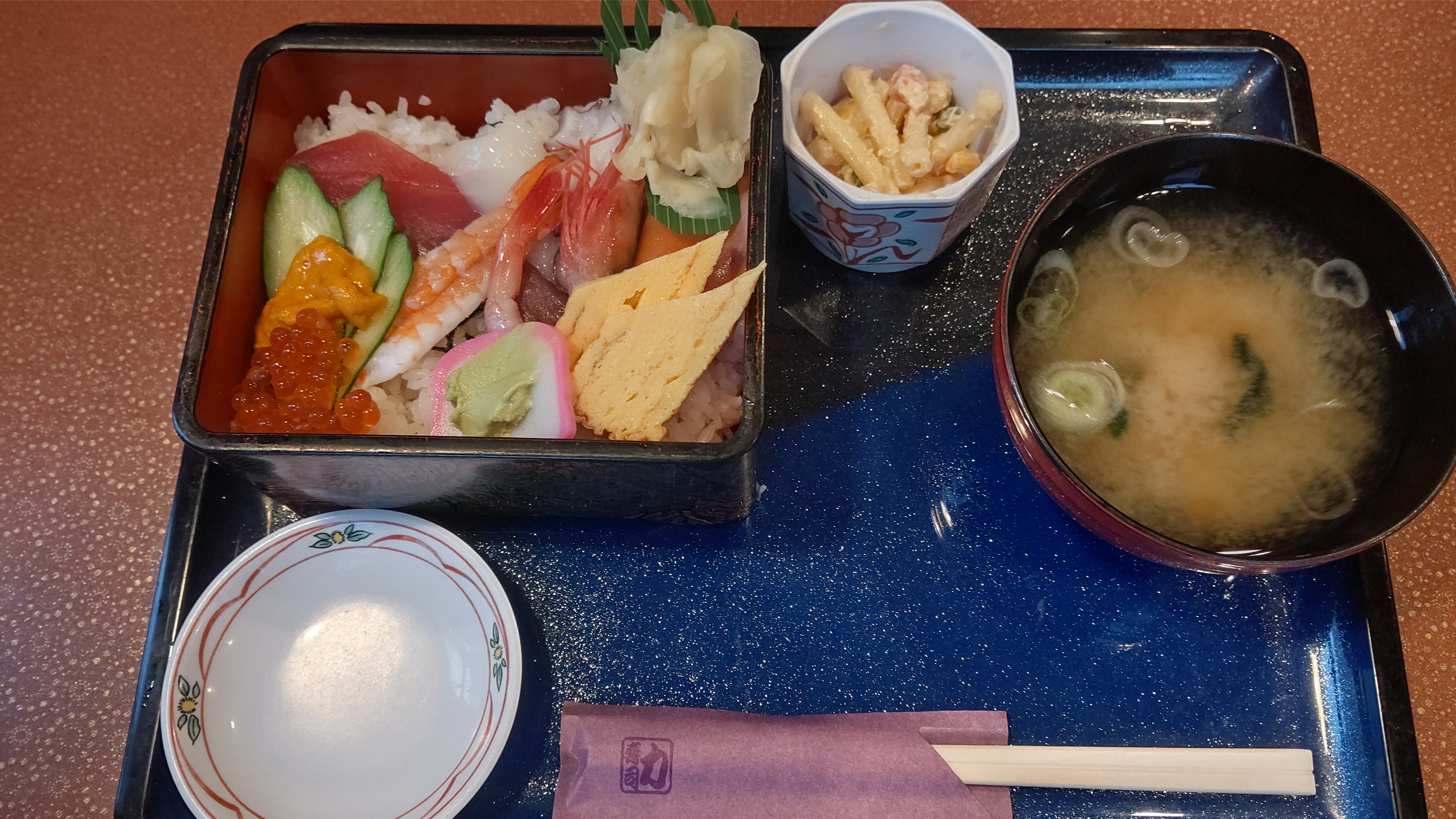 海鮮丼